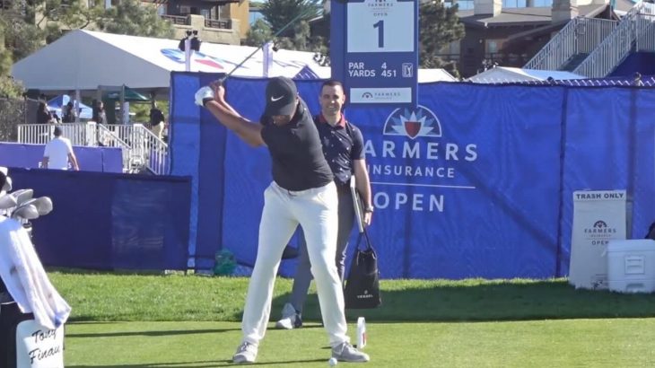 Tony Finau（トニー・フィナウ）選手のドライバーショット｜正面アングル｜連続再生・スロー再生｜2020 Farmers Insurance Open